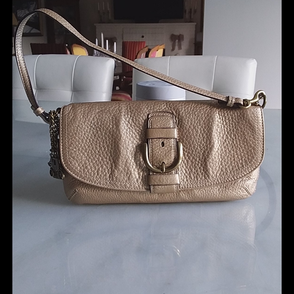 Coach - Picture 9 of 9